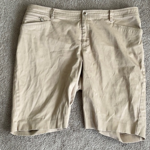 🥳🥳HOST PICK 3X🥳🥳RALPH LAUREN COTTON TAN SHORTS WITH 5 POCKETS AND A SNAP AND - Picture 1 of 5